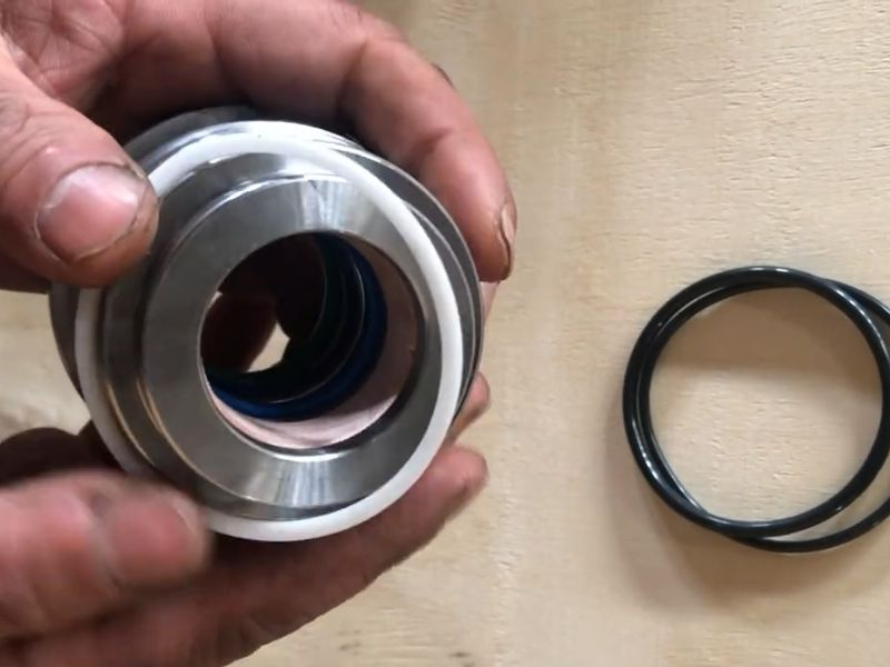 Nimbulaké gagal segal ing silinder hidraulik