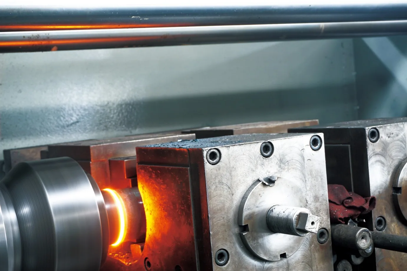 Silinder Hidrolik HCIC: 4 Jinis Inti lan Solusi Kustom